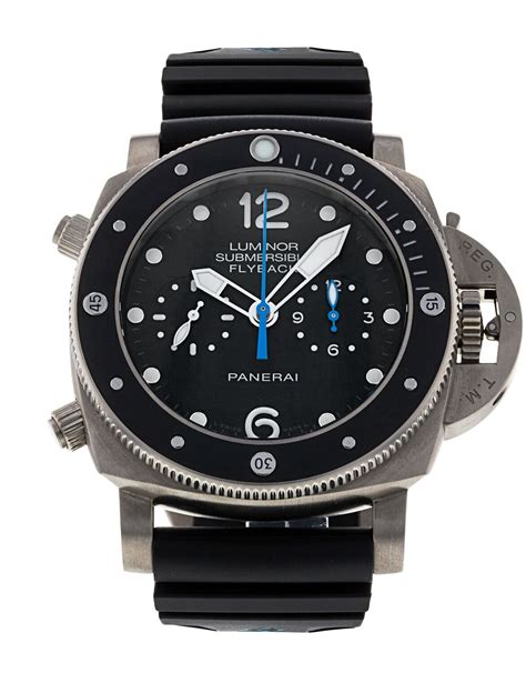 Buy Used Panerai Submersible PAM00615 .